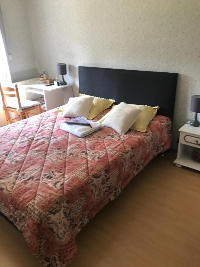 Maison Conviviale Puy-Guillaume Ngoại thất bức ảnh